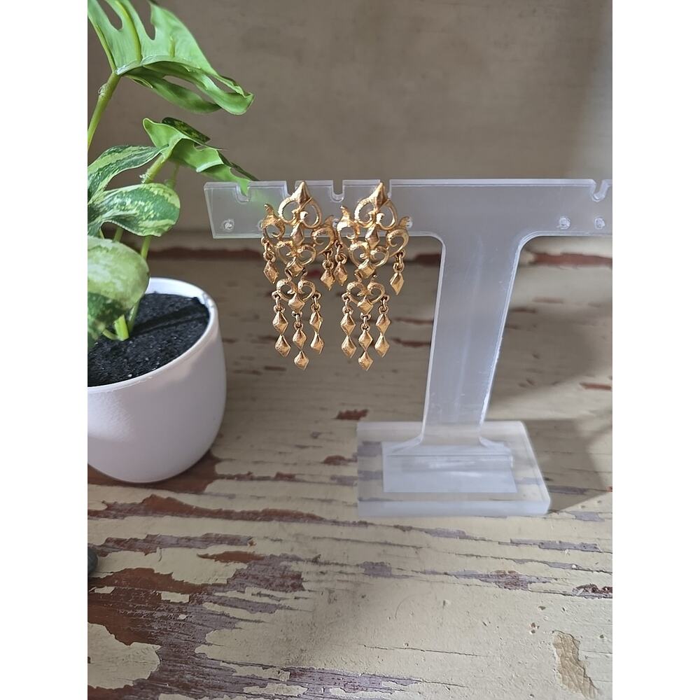 Vintage Monet Gold‎ Tone Renaissance Revival Chandelier Dangle Earrings Scroll